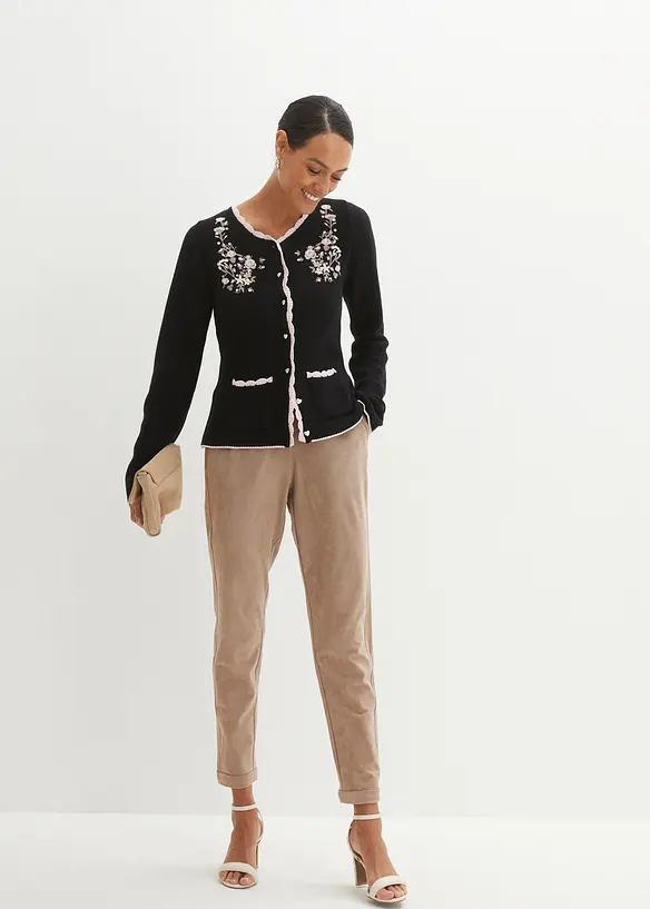 H&uuml;bsche Trachten-Strickjacke mit Stickerei, bonprix
