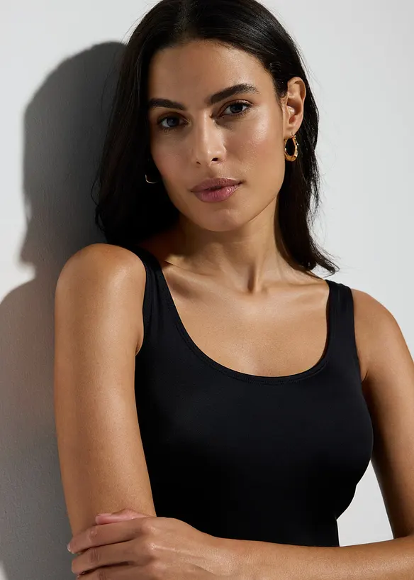 Badeanzug mit hohem R&uuml;ckenausschnitt, bonprix