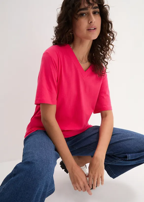 Lot de 5 T-shirts longs et amples &agrave; col V, bonprix