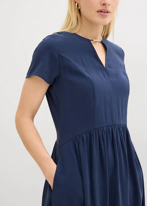 Kleid aus feinem Viskose-Mix, bonprix