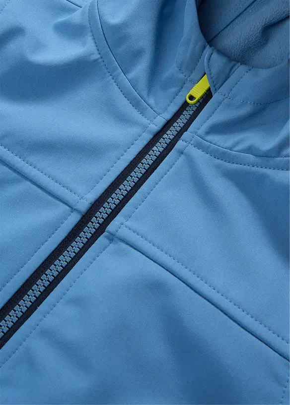 Wind- und wasserabweisende Softshelljacke mit Kapuze, bonprix