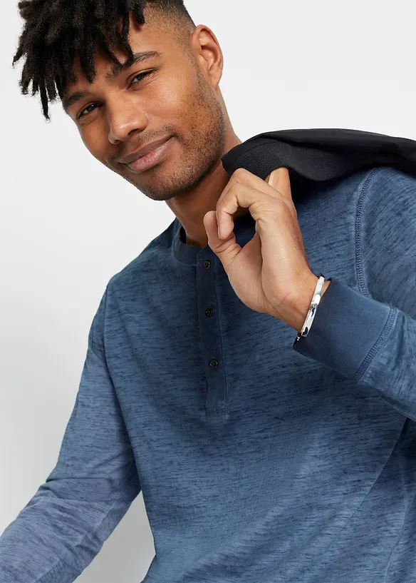 T-shirt manches longues &agrave; col tunisien aspect d&eacute;lav&eacute;, bonprix