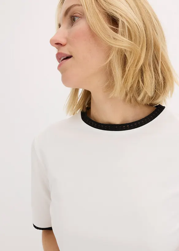 Shirt mit Spitzenborte, bonprix