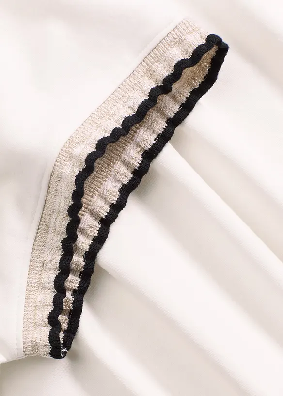 Shirt mit Verzierung aus reiner Baumwolle, bonprix