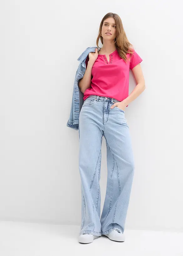 Shirt mit dekorativem Ausschnitt, bonprix