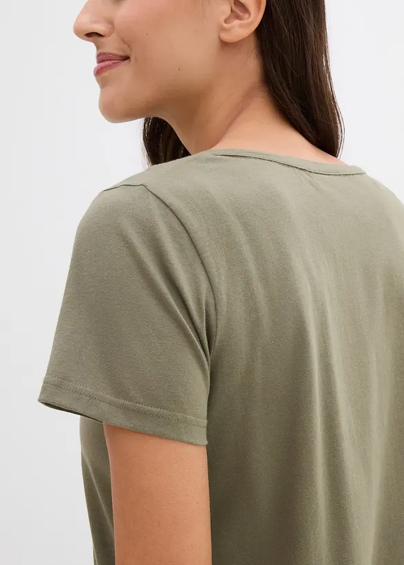 Shirt mit dekorativem Ausschnitt, bonprix