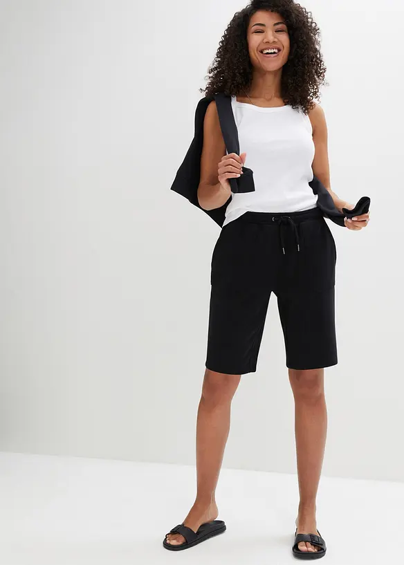 Sweat-Shorts mit Taschen, bonprix