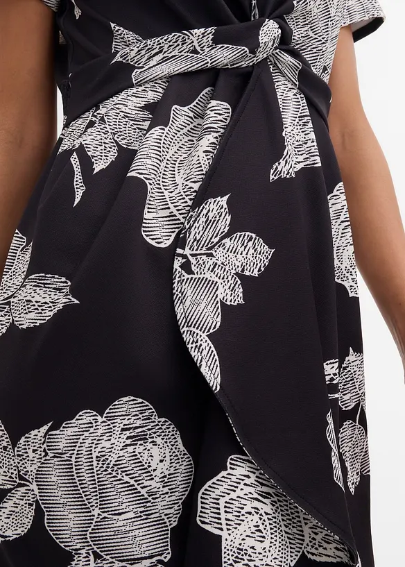Robe courte pr&egrave;s du corps, bonprix