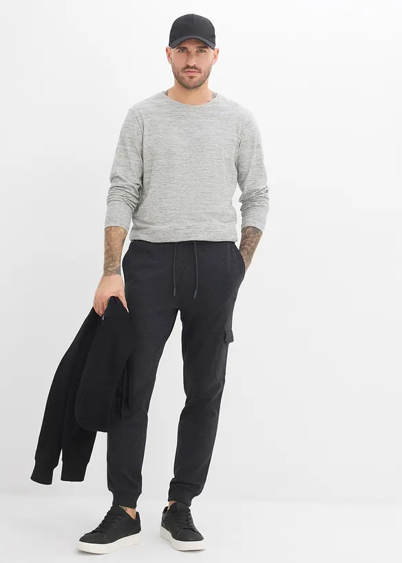 Jogginghose mit Cargotaschen, bonprix