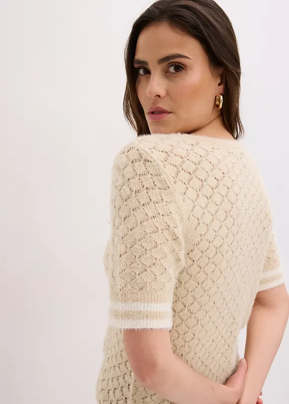 Pull ajour&eacute; en maille poilue, bonprix