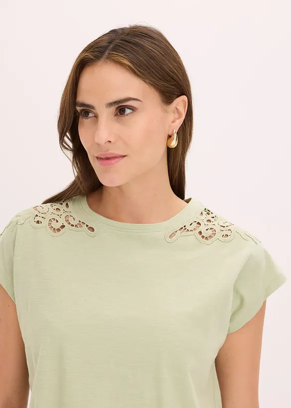 T-shirt avec d&eacute;tails au crochet, bonprix