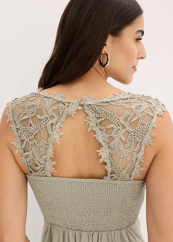 Robe courte &agrave; dentelle, bonprix