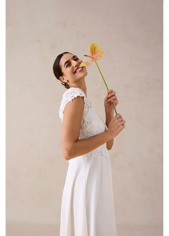 Brautkleid mit Spitze, bonprix