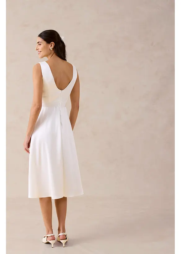 Etuikleid aus gl&auml;nzendem Satin, bonprix