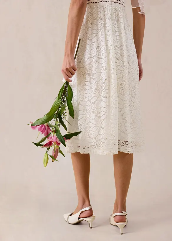 Robe en dentelle avec empi&egrave;cement crochet &agrave; la taille, bonprix