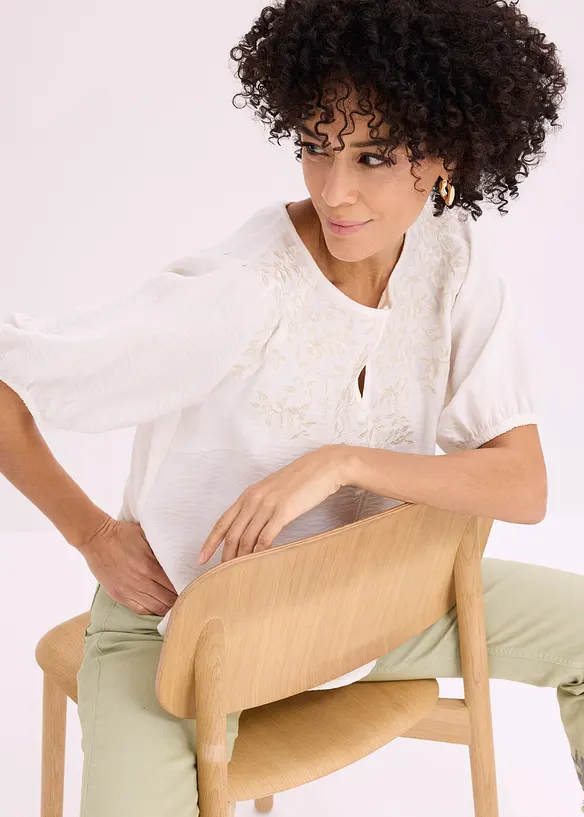 Tunikabluse mit Stickerei, leicht transparent, bonprix