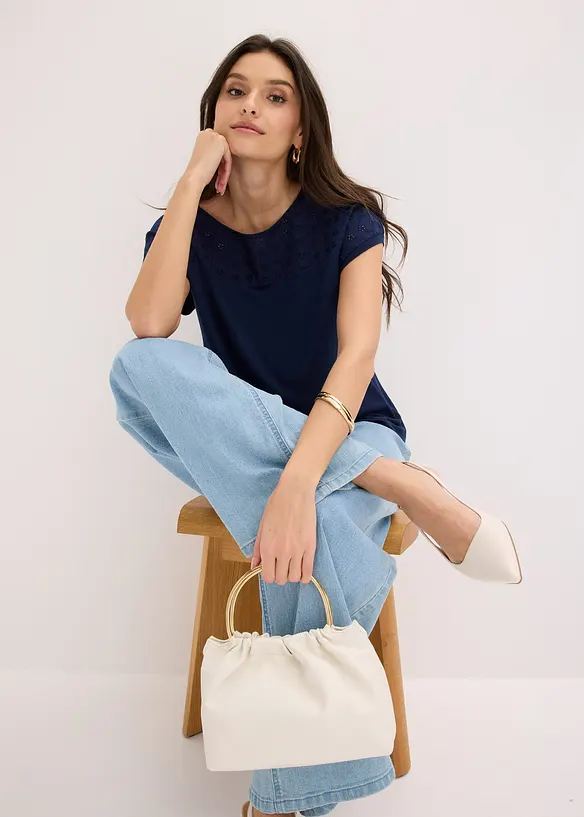 T-shirt doux &agrave; empi&egrave;cement en dentelle, bonprix