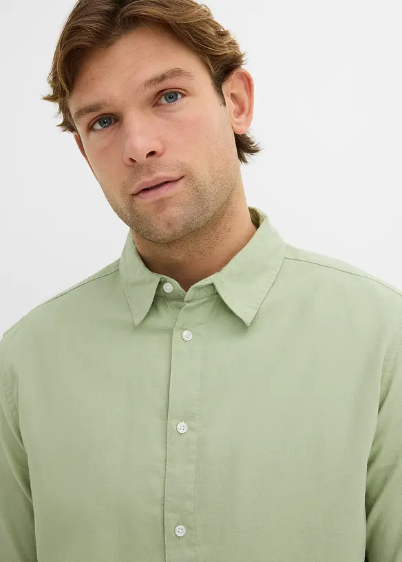 Chemise manches longues en lin m&eacute;lang&eacute; rafra&icirc;chissant, coupe moderne, bonprix