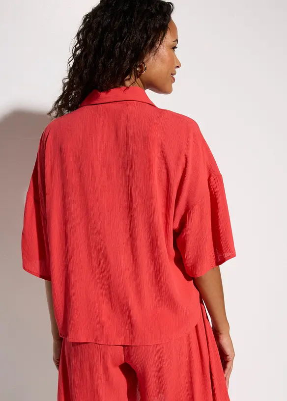 Kurze Strandbluse aus flie&szlig;ender Viskose, bonprix