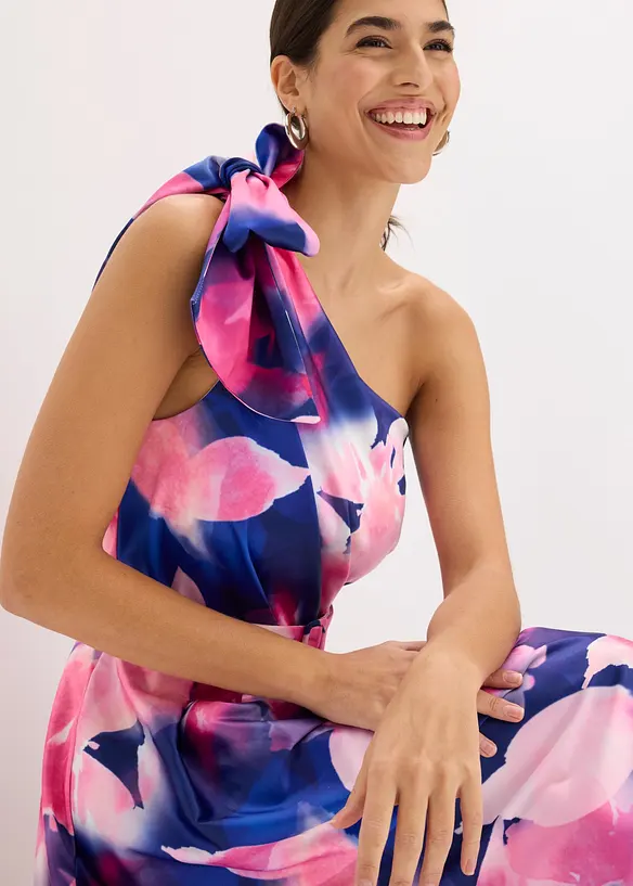 Robe asym&eacute;trique en satin brillant, bonprix