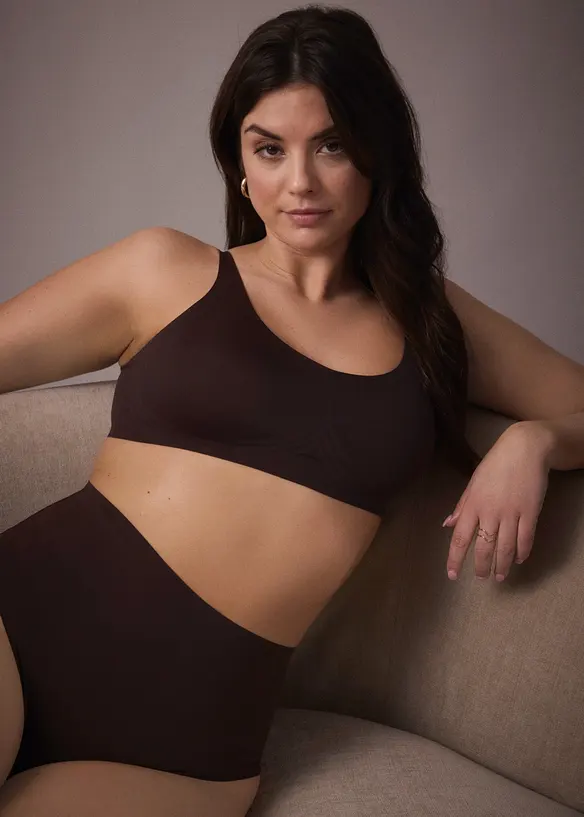 ​​​​Wattierter Feel Comfort Lasercut T-Shirt BH ohne B&uuml;gel, bonprix