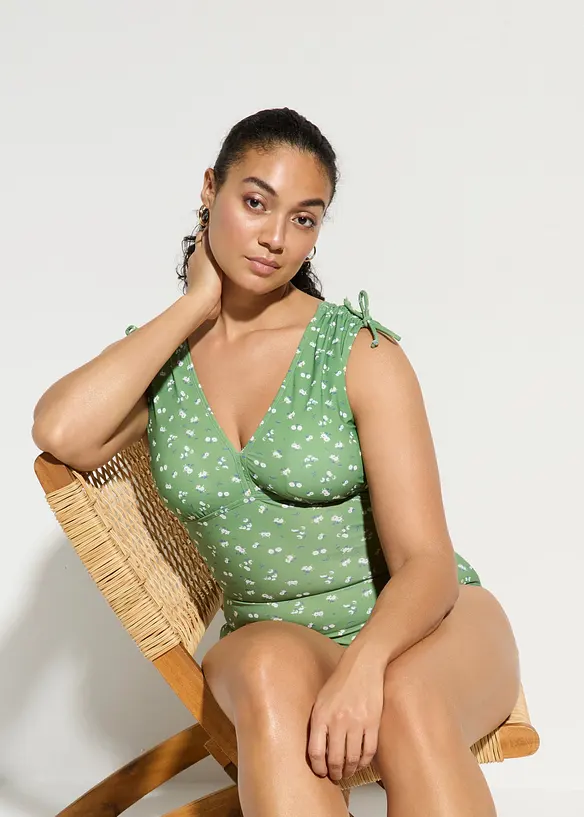 Light Shape-Badeanzug mit breiten Tr&auml;gern, bonprix