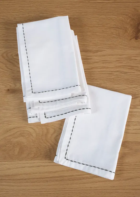 Lot de 4&nbsp;serviettes en tissu coton brod&eacute;, bonprix