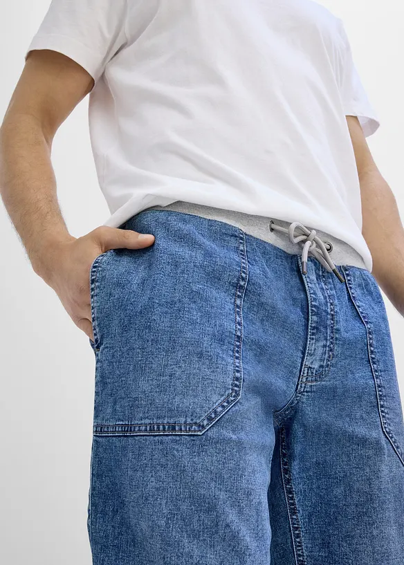 Bermuda long et l&eacute;ger en jean taille extensible, loose, bonprix