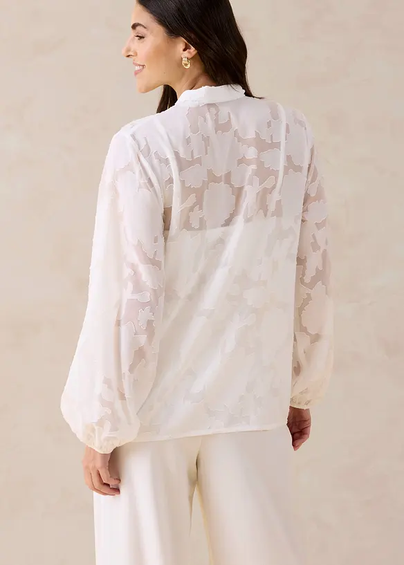 Blouse ample &agrave; broderies, bonprix