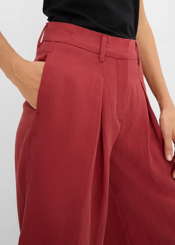 Konfektionierte Bermuda-Hose aus Viskose-Mix, bonprix