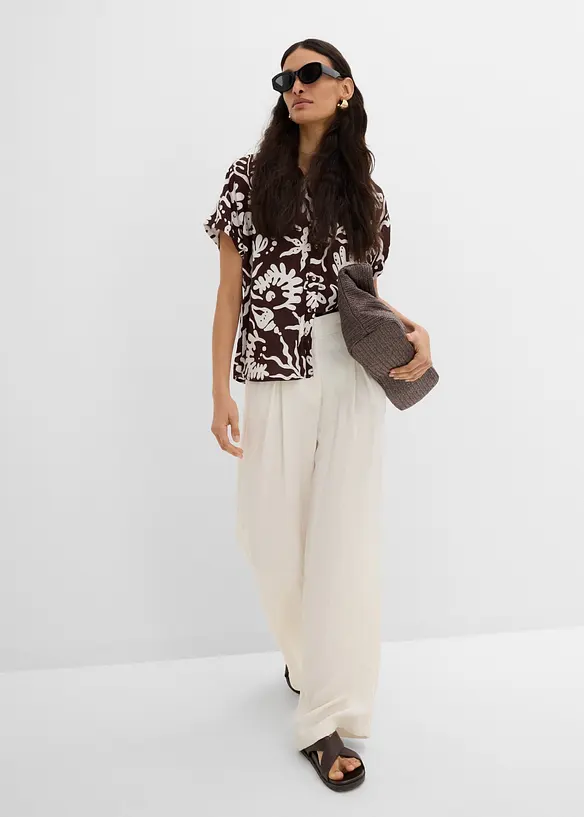 Sommerliche Bundfaltenhose aus Viskose-Mix, bonprix