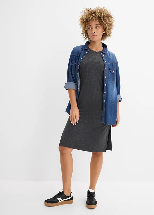 Robe c&ocirc;tel&eacute;e et fendue sur les c&ocirc;t&eacute;s, bonprix