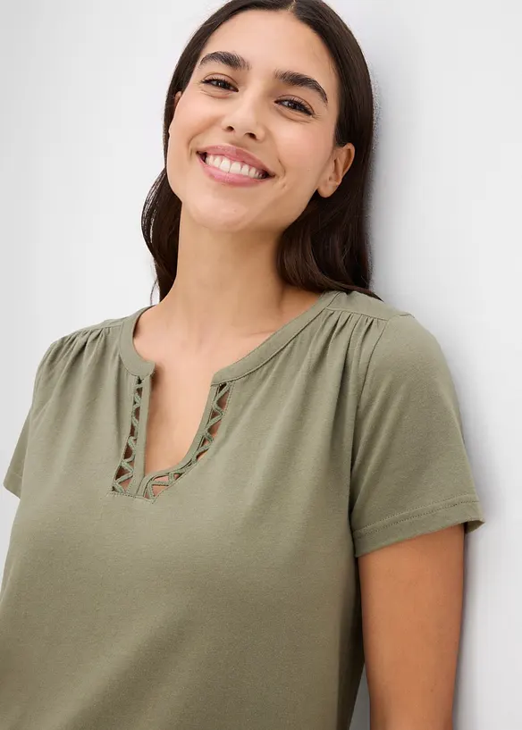 T-shirt &agrave; encolure originale, bonprix