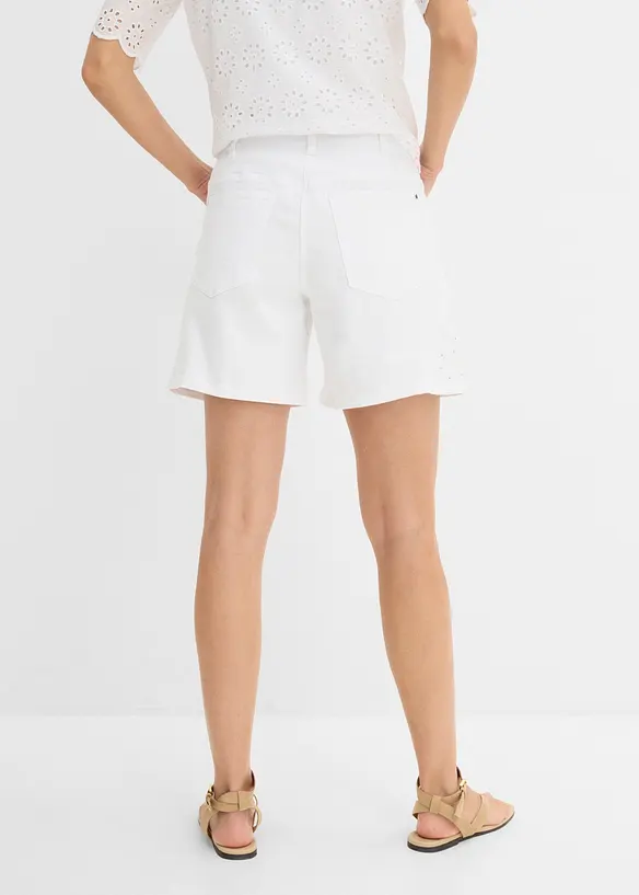 Shorts mit Lochstickerei, bonprix