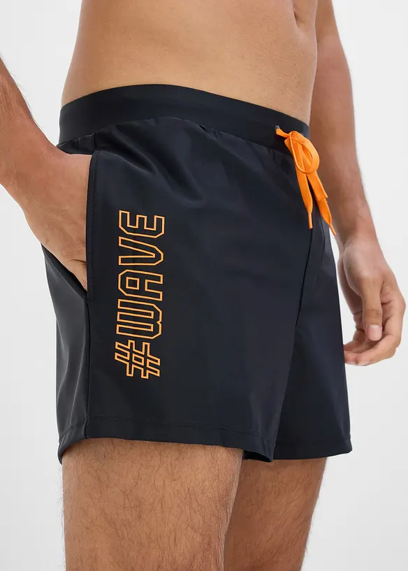 Short de bain en mati&egrave;re &eacute;lastique, bonprix