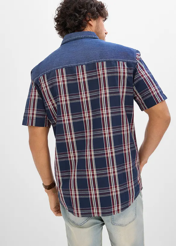 Kurzarmhemd mit Denimbesatz aus reiner Bio-Baumwolle, bonprix