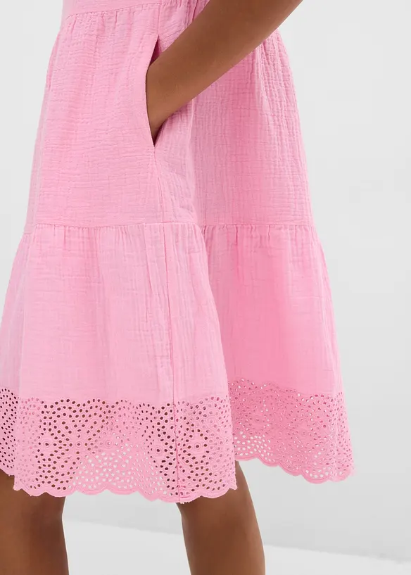 Kleid aus Musselin mit Lochstickerei, bonprix