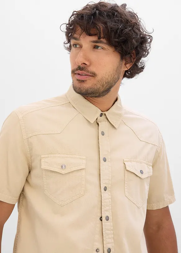 Chemise manches courtes en jean color&eacute;, slim, bonprix