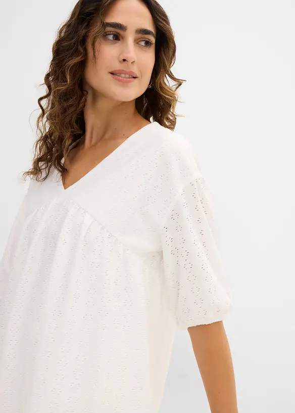 Blouse orn&eacute;e de belles broderies, bonprix