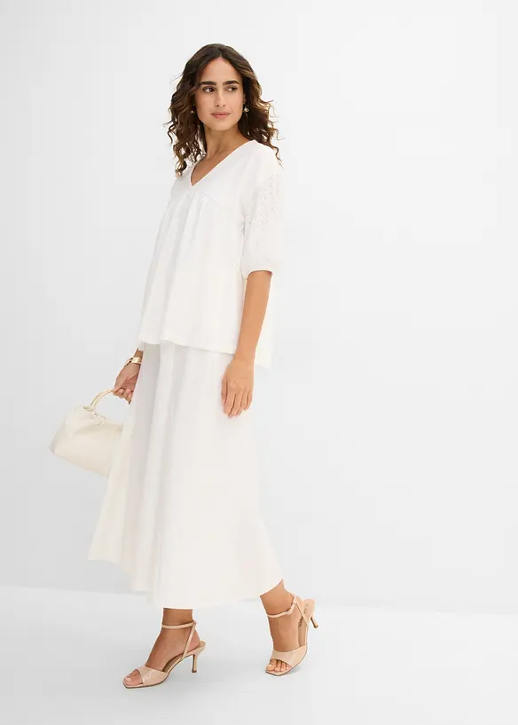 Blouse orn&eacute;e de belles broderies, bonprix