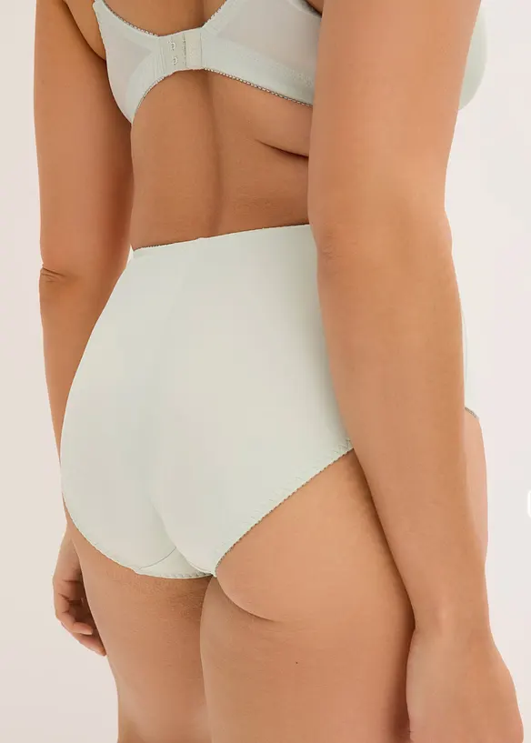 Slip modelant avec broderie d&eacute;licate, bonprix