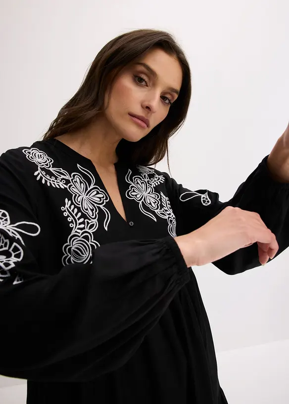 Tunika-Kleid aus flie&szlig;ender Viskose mit Stickerei, bonprix