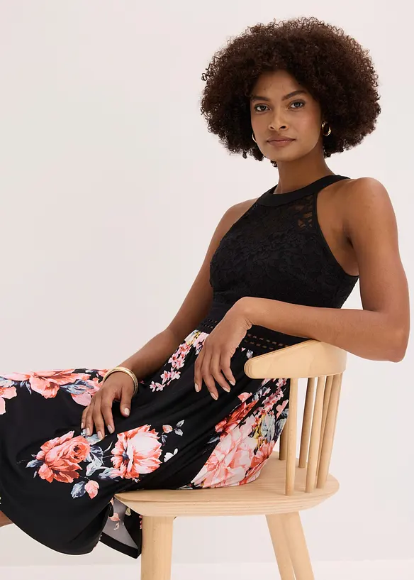 Robe en jersey avec dentelle, bonprix