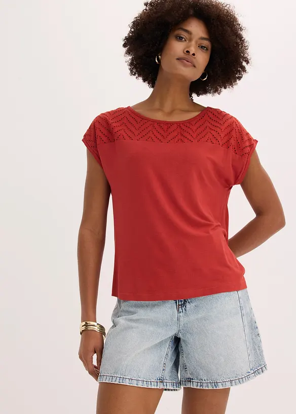 T-shirt en dentelle, en viscose douce, bonprix