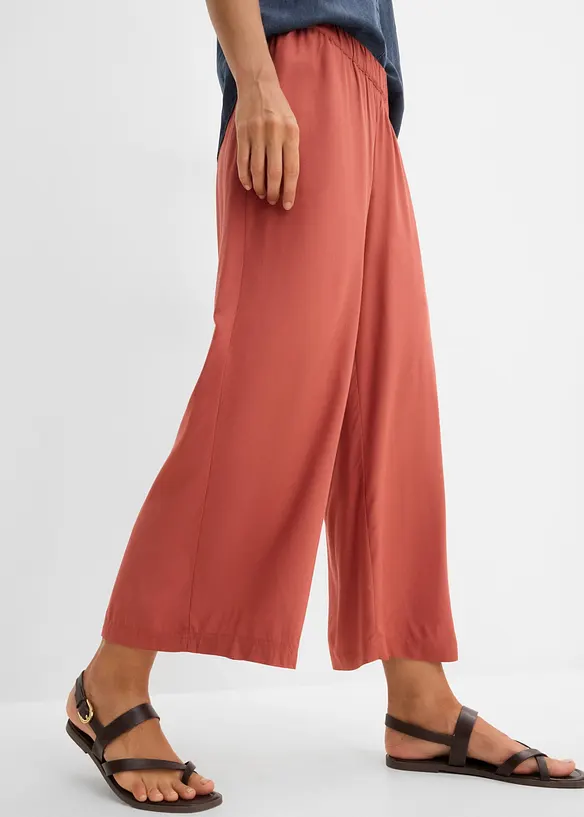 Pantalon large en viscose fluide, bonprix