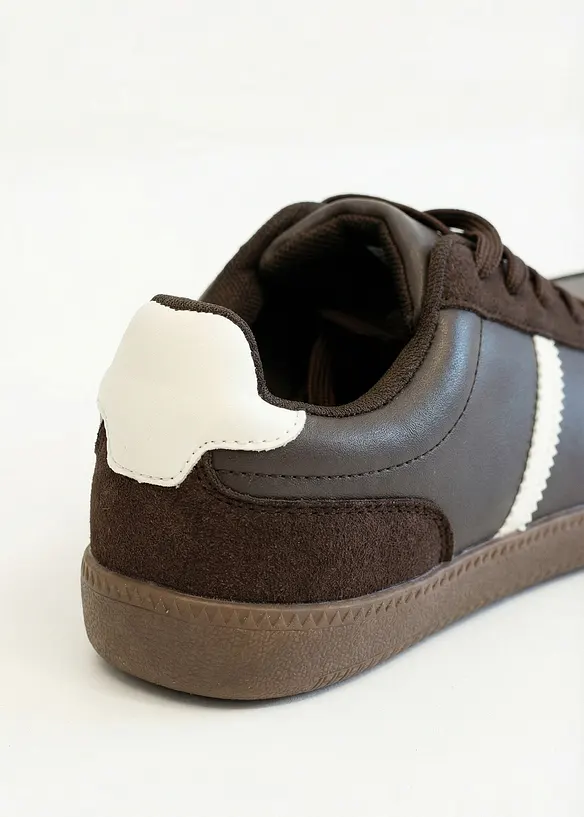 Sneakers au look r&eacute;tro, bonprix