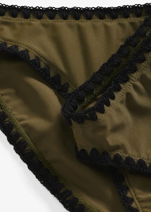 Bikinihose mit Stickerei, bonprix
