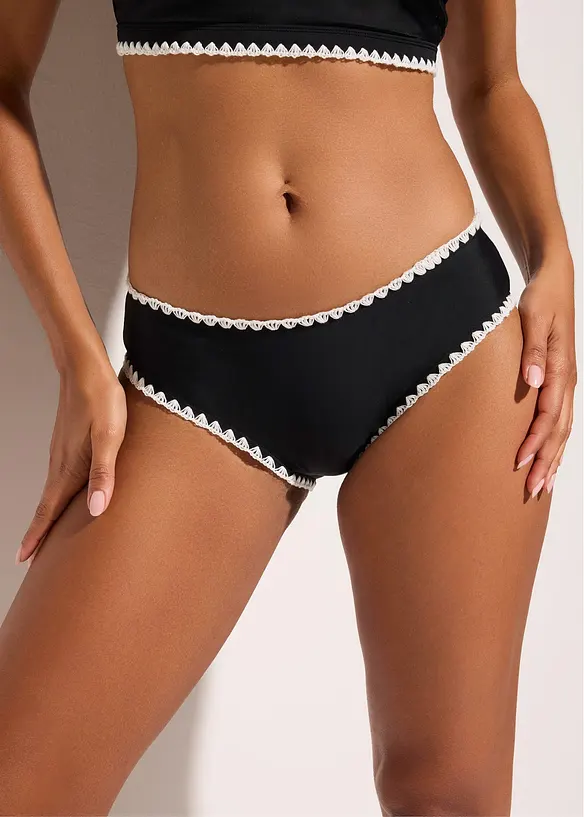 Bikinihose mit Stickerei, bonprix