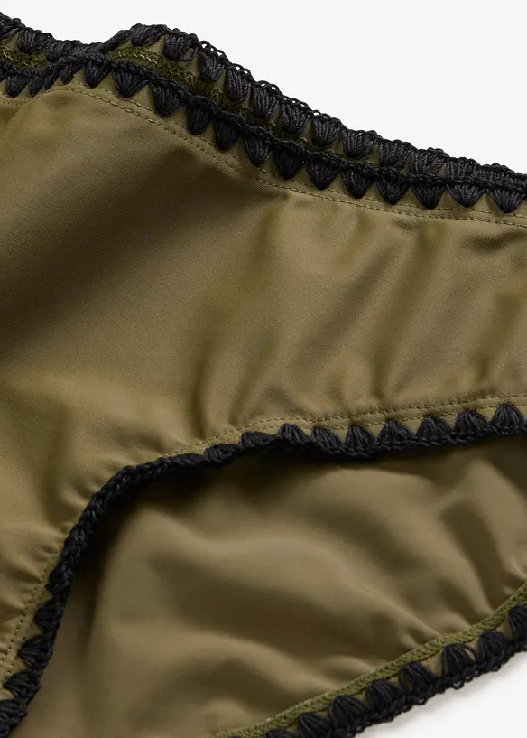 Bikinihose mit Stickerei, bonprix