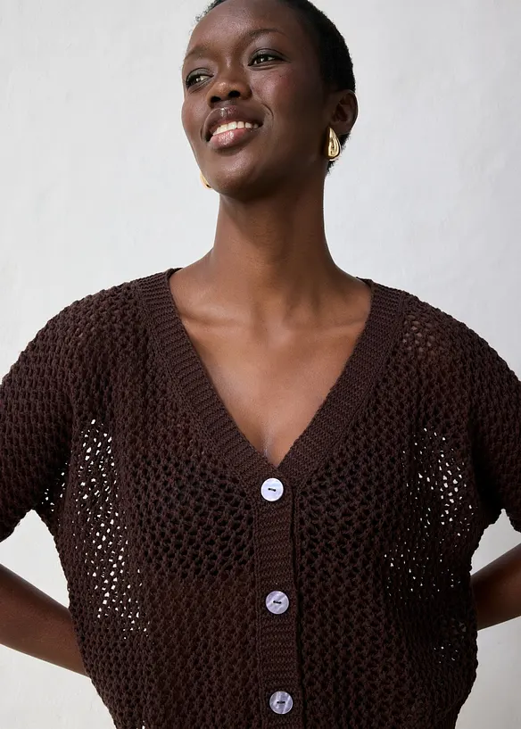 Gilet en maille ajour&eacute;e, bonprix